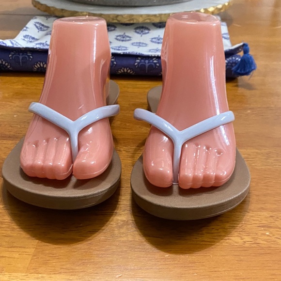Okabashi Brown and White Sandals - Picture 1 of 5